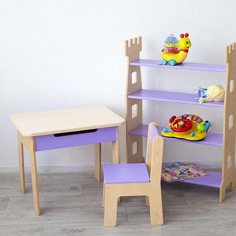 Полка для игрушек в детскую комнату в форме замка